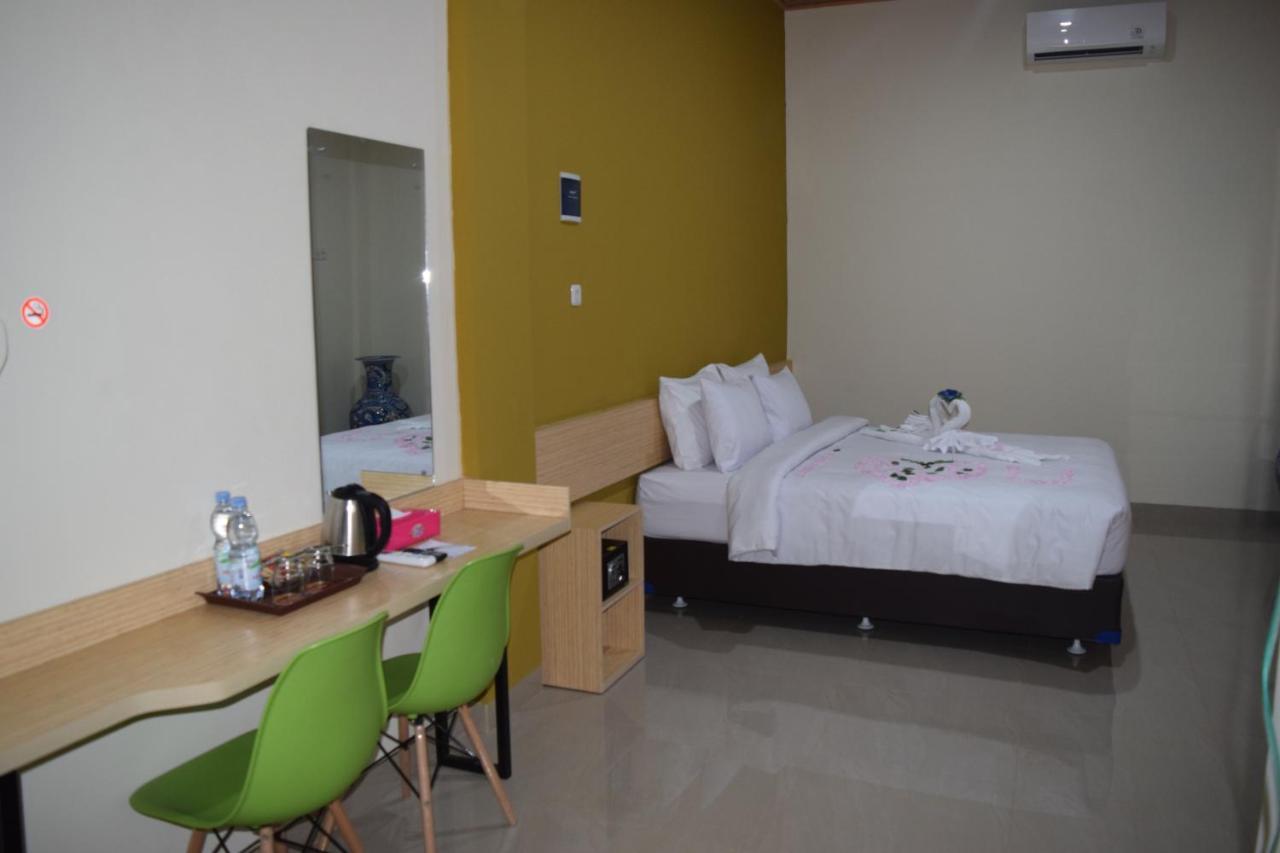 Hotel Sriwijaya 99 Palembang Extérieur photo